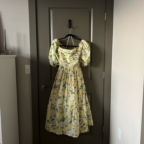 Abercrombie & Fitch Dresses & Skirts - Abercrombie & Fitch | Yellow Floral Emerson Poplin Puff Sleeve Midi Dress